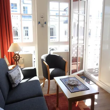 Gemuetliche Mit Balkon In